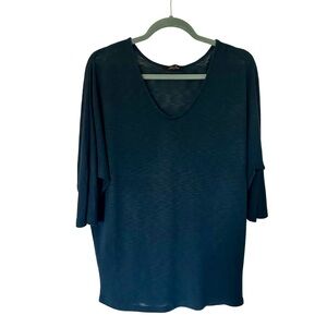 Laila Jayde Dark Heather Blue Scoop V-Neck Dolman Sleeve Tunic from Stich Fix